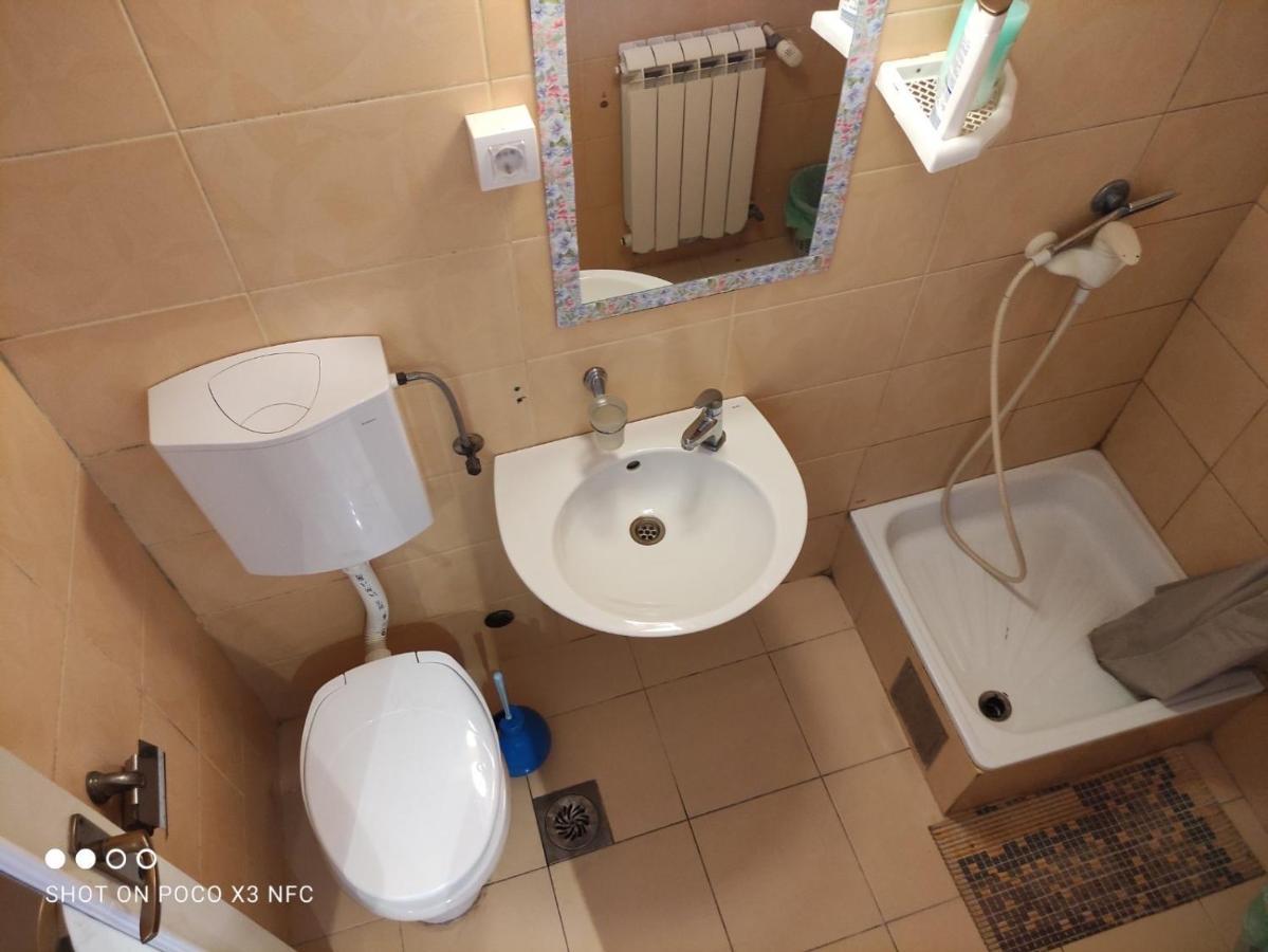 Sobe Sa Sopstvenim Kupatilom Private Rooms Bathroom In Center 诺威萨 外观 照片