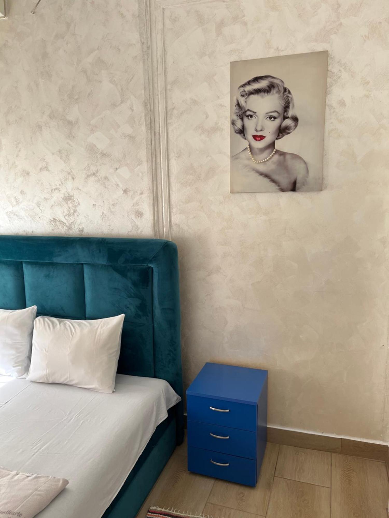 Sobe Sa Sopstvenim Kupatilom Private Rooms Bathroom In Center 诺威萨 外观 照片